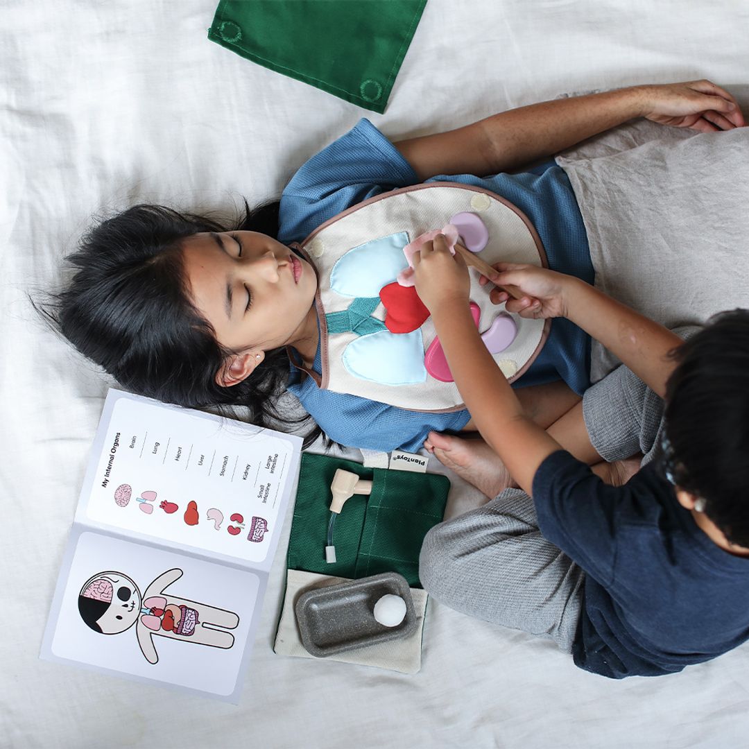 PlanToys Surgeon Set | Playroom Avenue