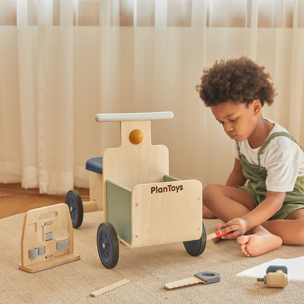 PlanToys Handy Carpenter Set | Playroom Avenue