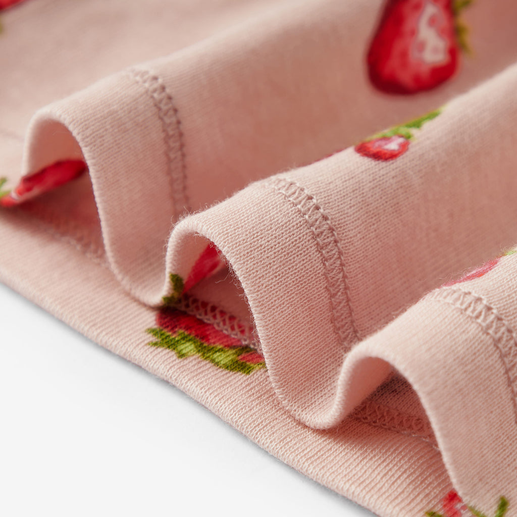 Milkbarn Strawberry Organic Cotton Long Sleeve Two Piece Pajama Set | Playroom Avenue