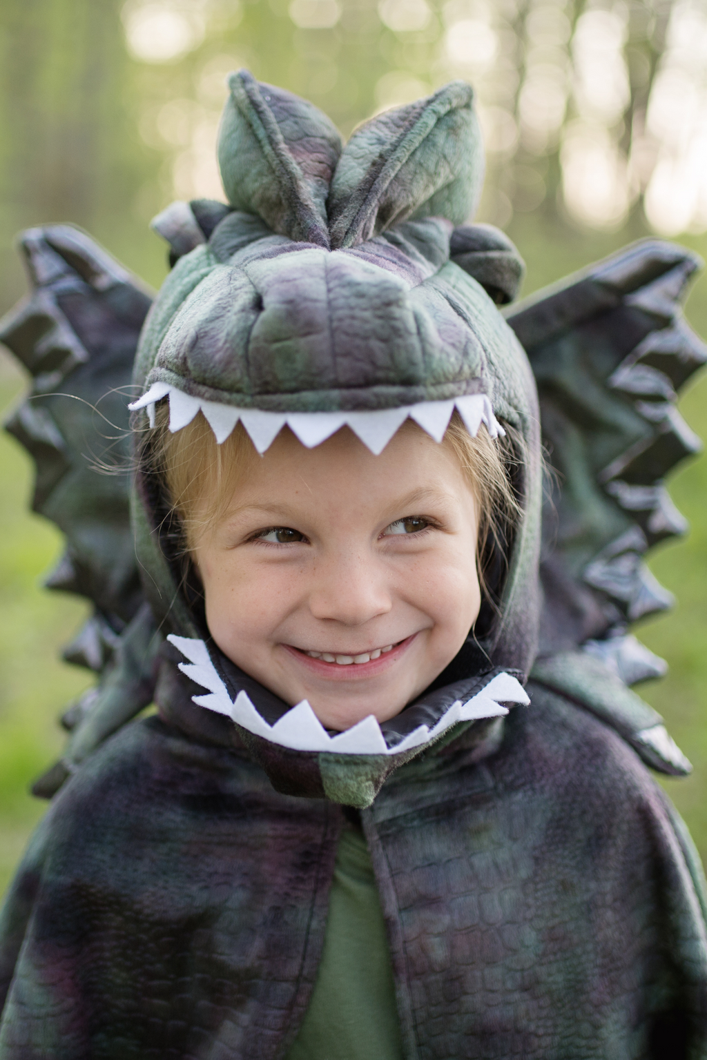 Great Pretenders Grandasaurus Dilophosaurus Cape with Claws | Playroom Avenue