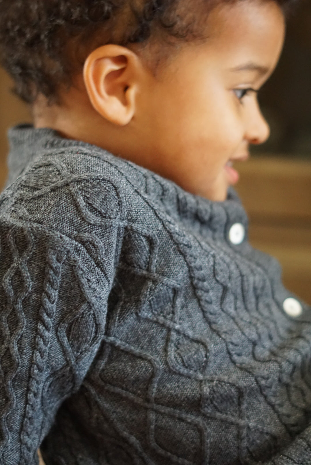 La Petit Lapin Cashmere & Merino Wool Cable Knit Cardigan | Dark Gray Melange | Playroom Avenue