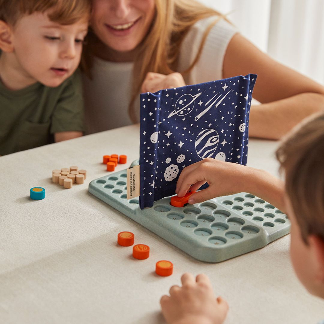 PlanToys Guess My Planet | Playroom Avenue