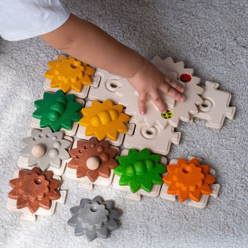 PlanToys Gears & Puzzles | Playroom Avenue