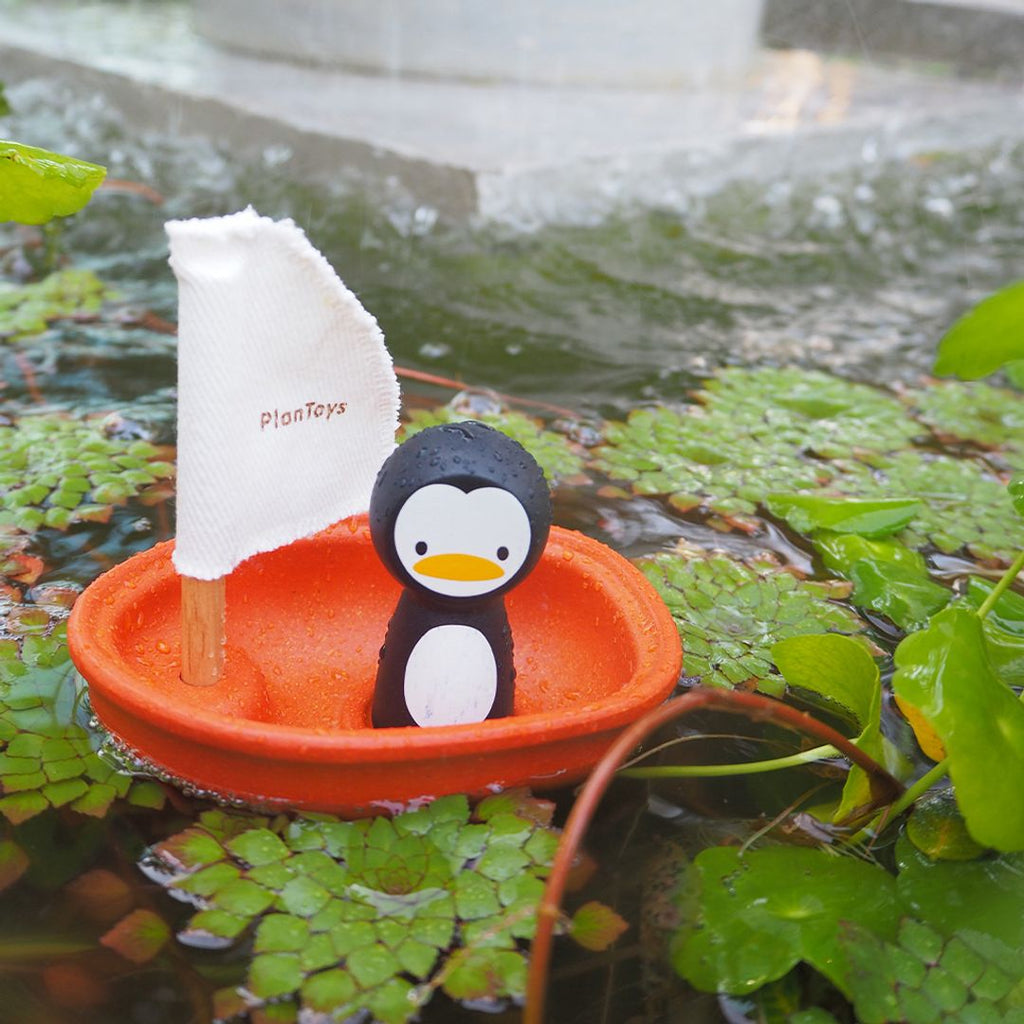 PlanToys Sailing Boat - Penguin | Playroom Avenue