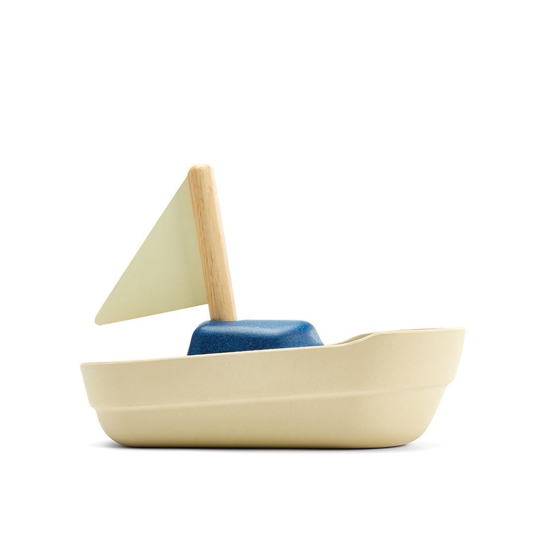 PlanToys Sailboat