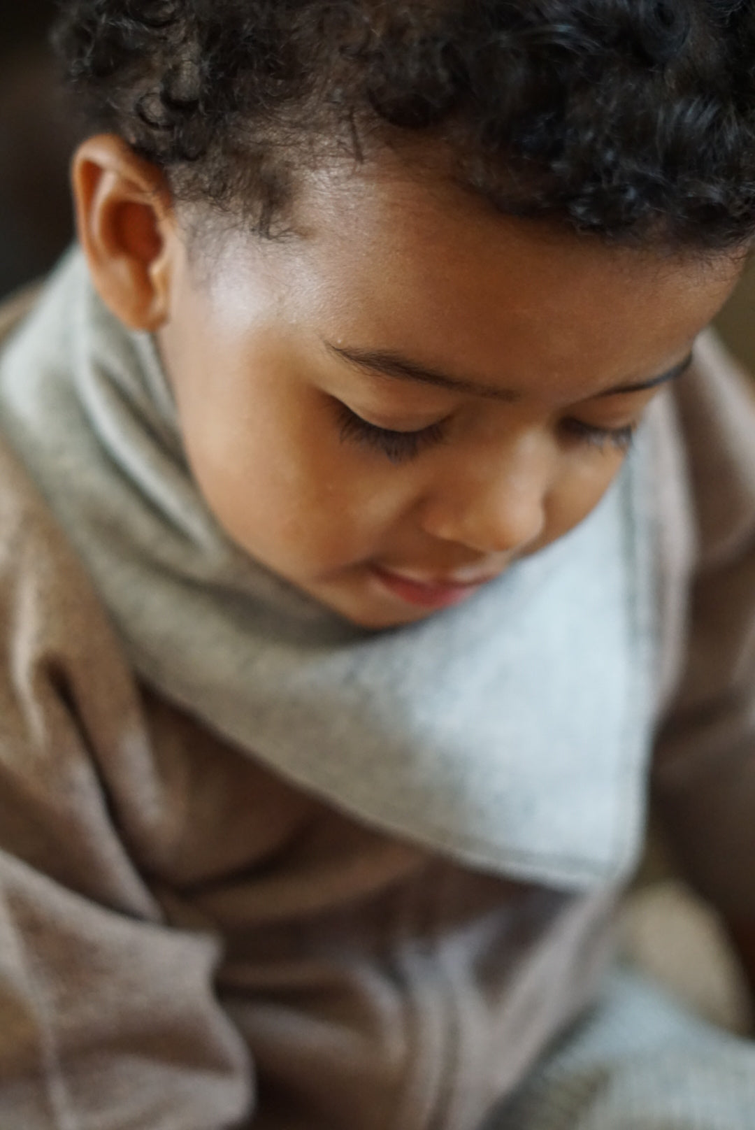 La Petit Lapin Cashmere Triangle Bib Scarf | Gray Melange | Playroom Avenue