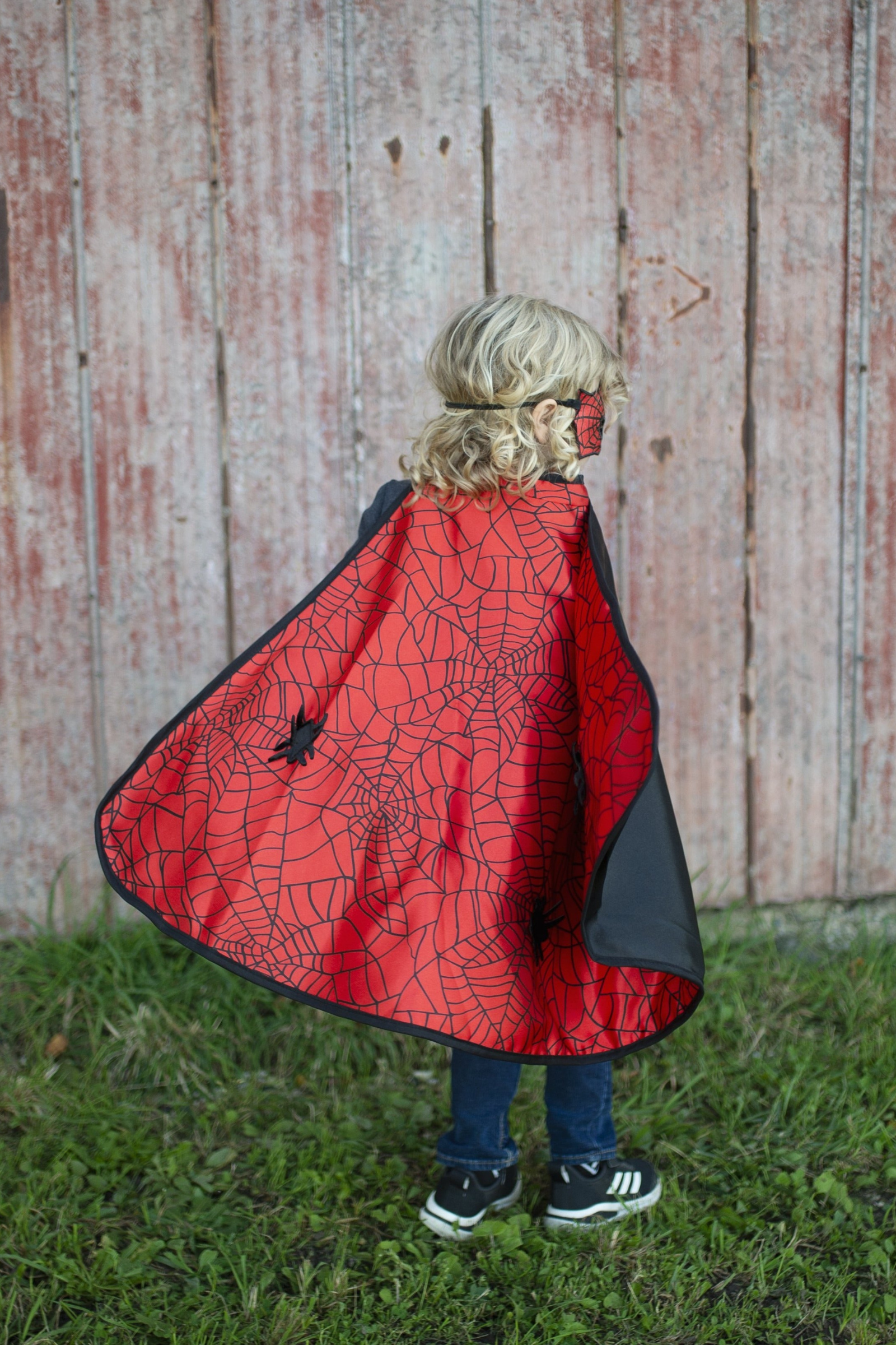 Great Pretenders Spider Bat Reversible Cape and Mask