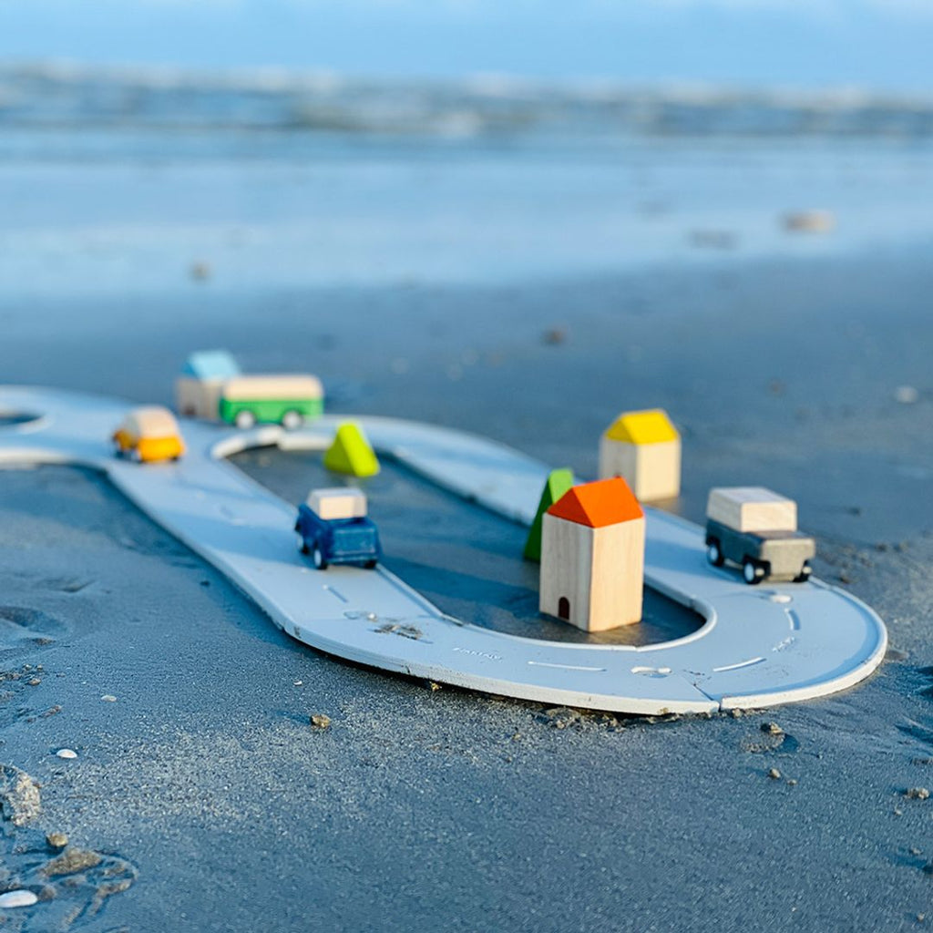 PlanToys Rubber Road & Rail Set - Medium | Playroom Avenue