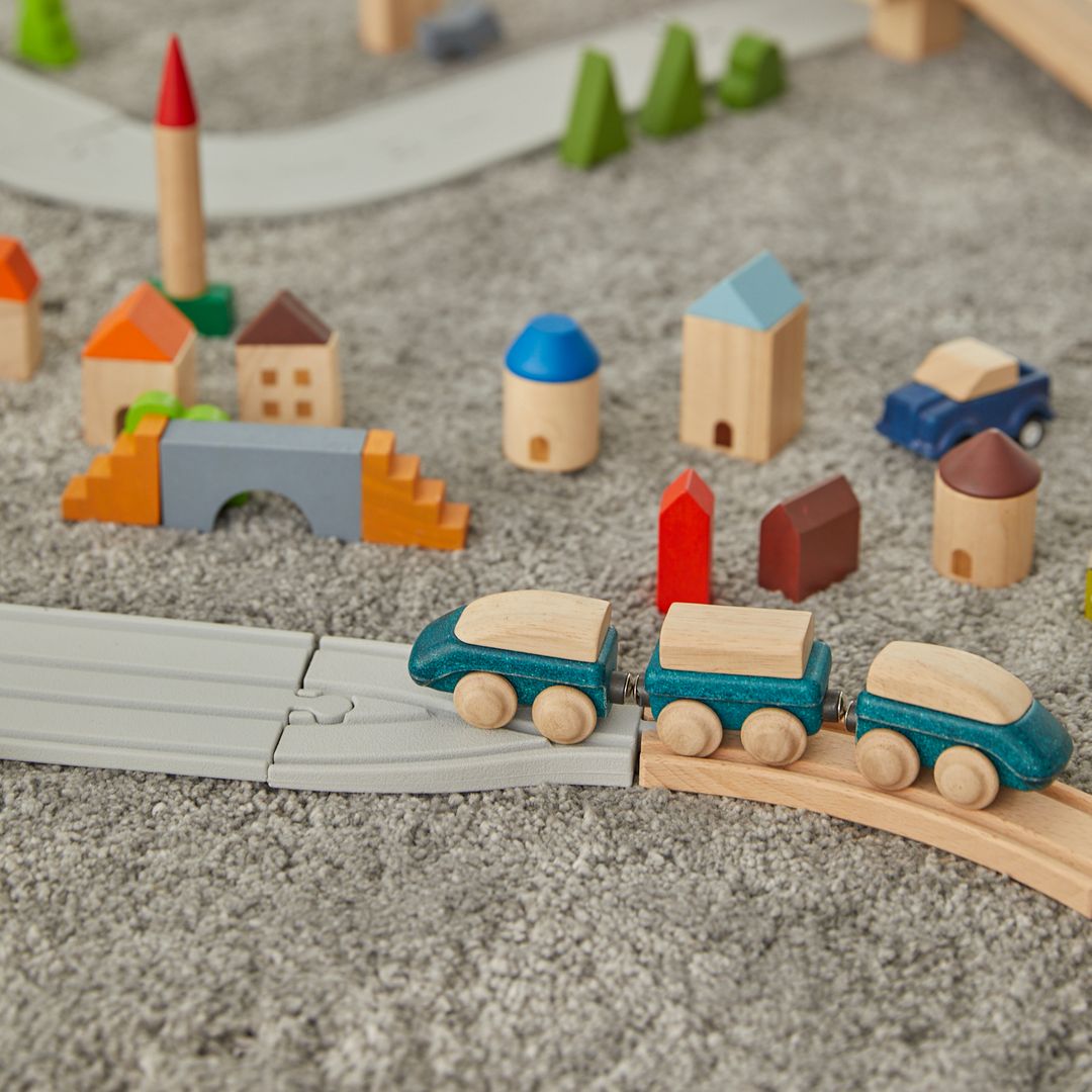 PlanToys Hybrid Train