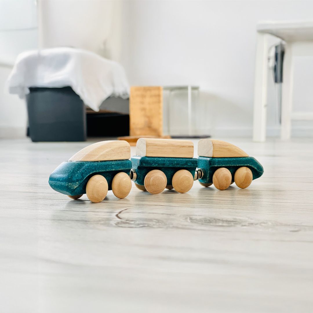 PlanToys Hybrid Train - Playroom Avenue