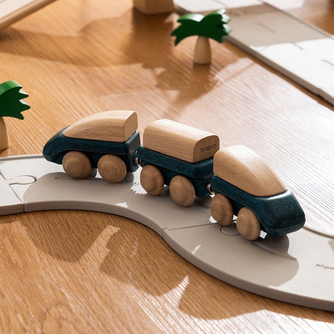 PlanToys Hybrid Train - Playroom Avenue