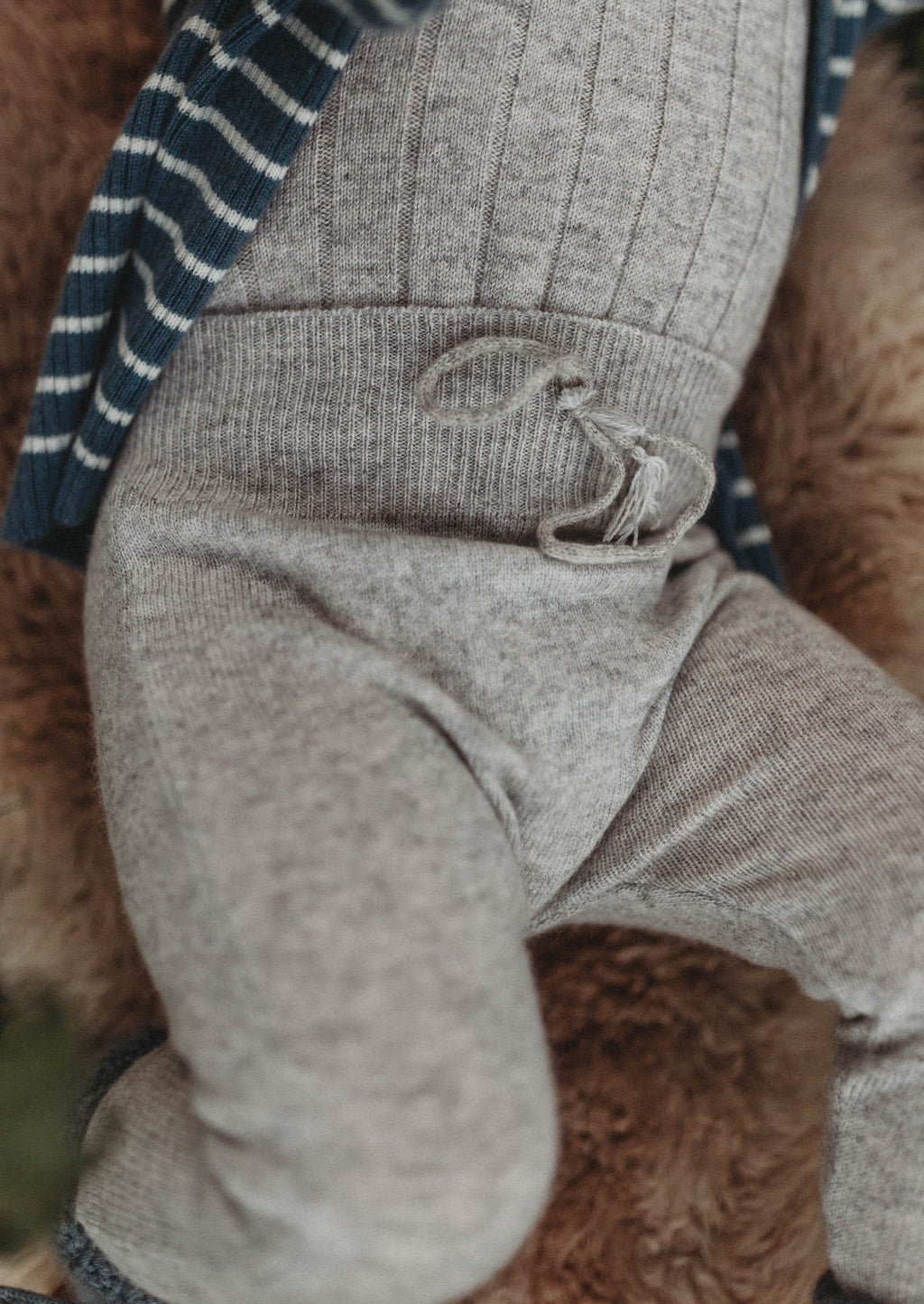 La Petit Lapin Cashmere Footless Leggings | Grey Dawn | Playroom Avenue