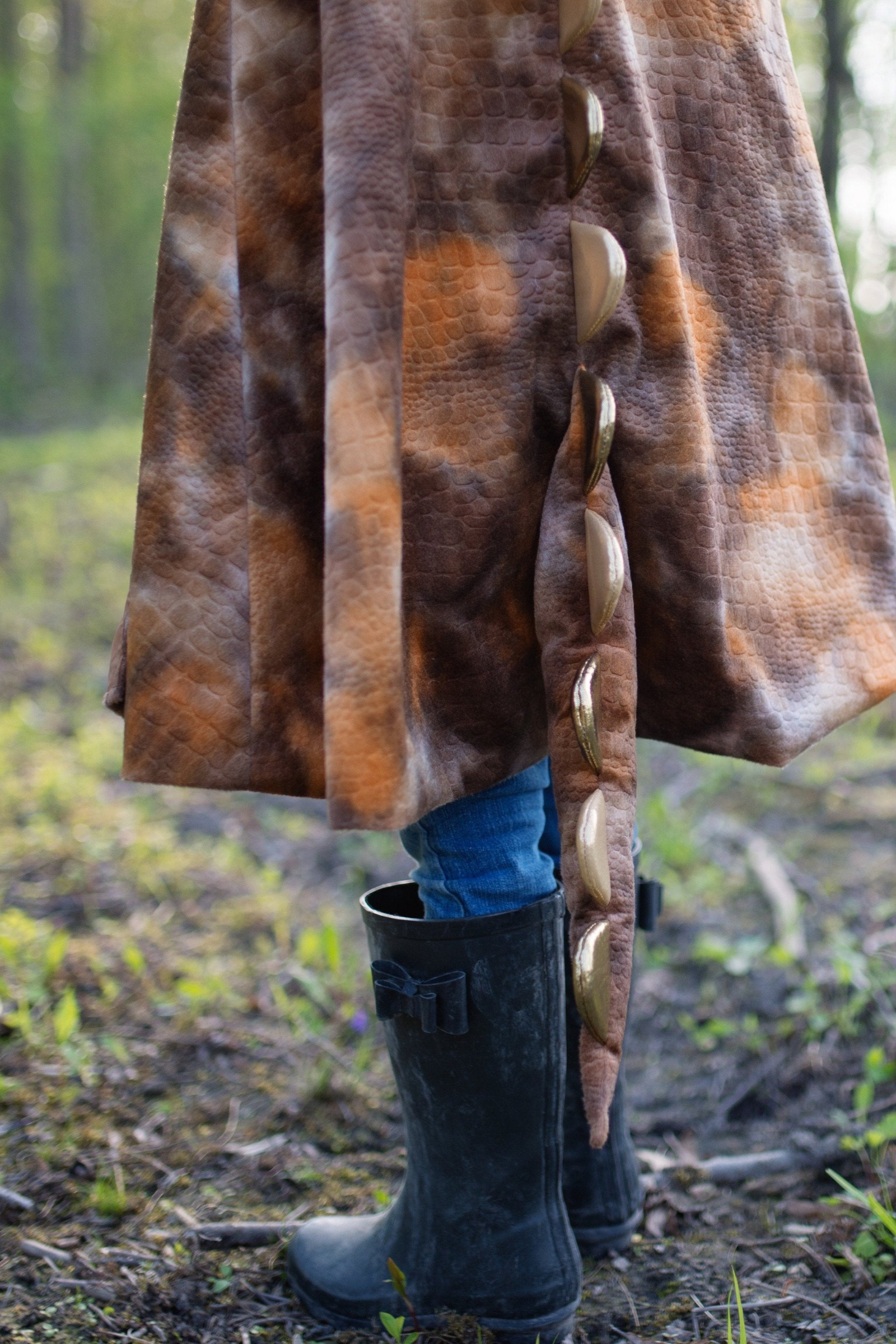 Great Pretenders Grandasaurus Triceratops Cape with Claws | Playroom Avenue