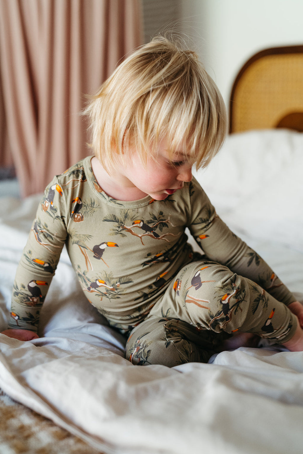 Milkbarn Toucan Cotton Stretch Long Sleeve Two Piece Pajama Set | Playroom Avenue