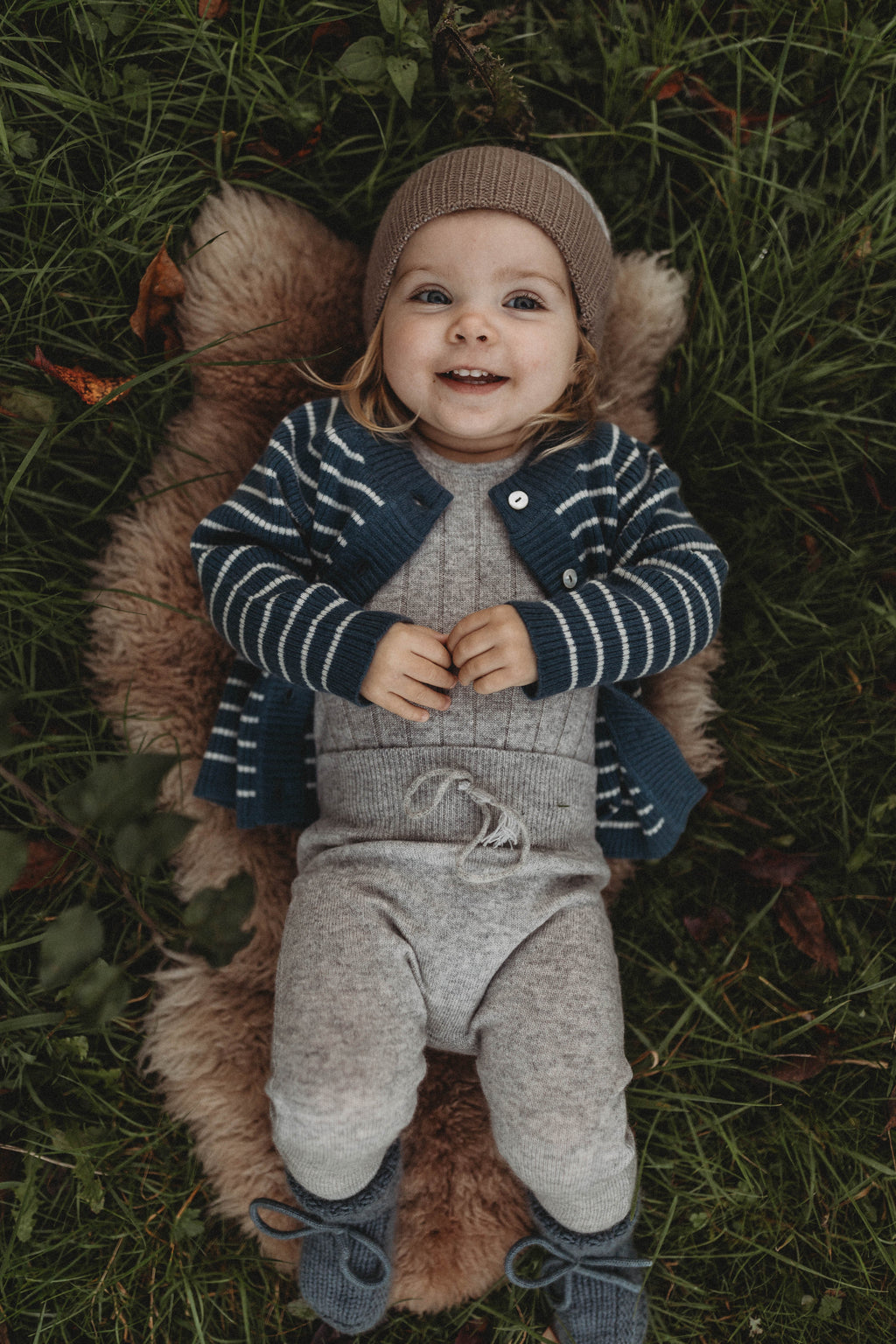 La Petit Lapin Cashmere Cardigan | Navy/Creme | Playroom Avenue