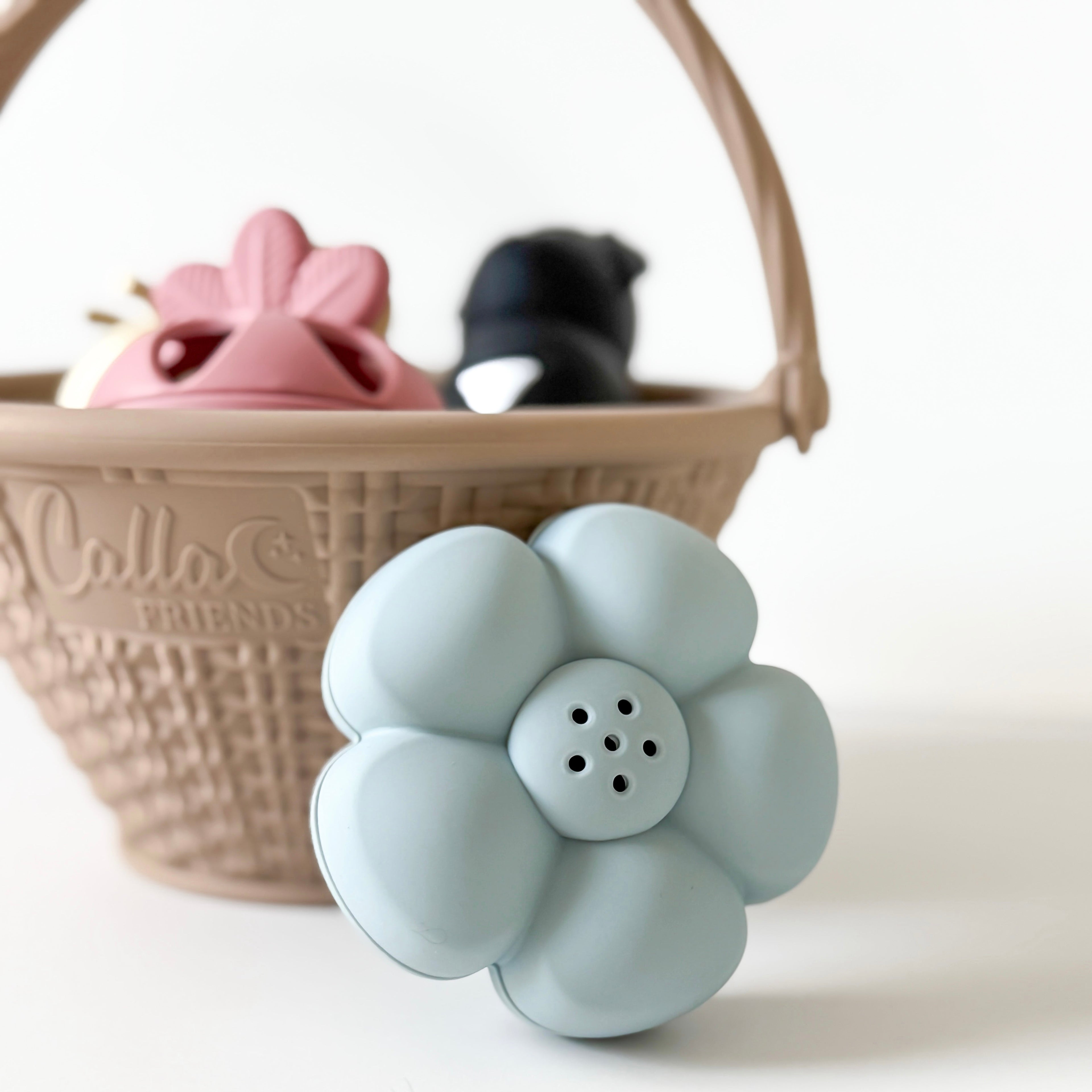 Calla and Friends Strawberry Patch Bath Toys | Playroom Avenue