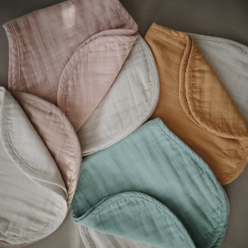 Mushie Organic Cotton Muslin Burp Cloth 2-Pack | Playroom Avenue