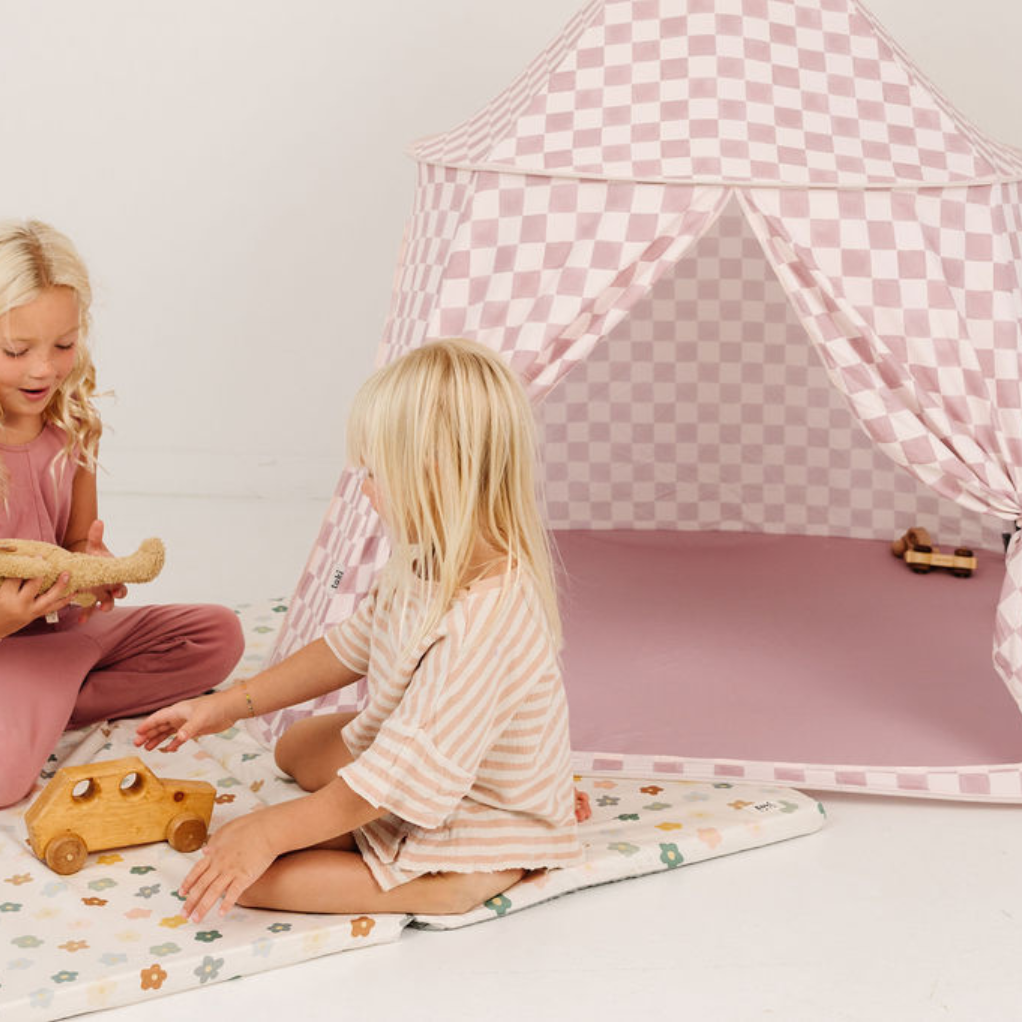 Toki Mats Checker Gumdrop Play Tent