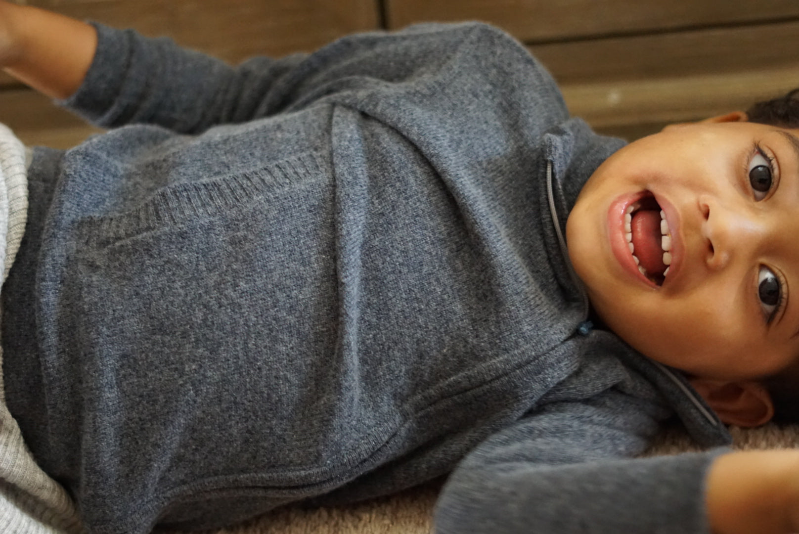 La Petit Lapin Cashmere & Merino Wool Zip Knit Cardigan | Dark Gray Melange | Playroom Avenue