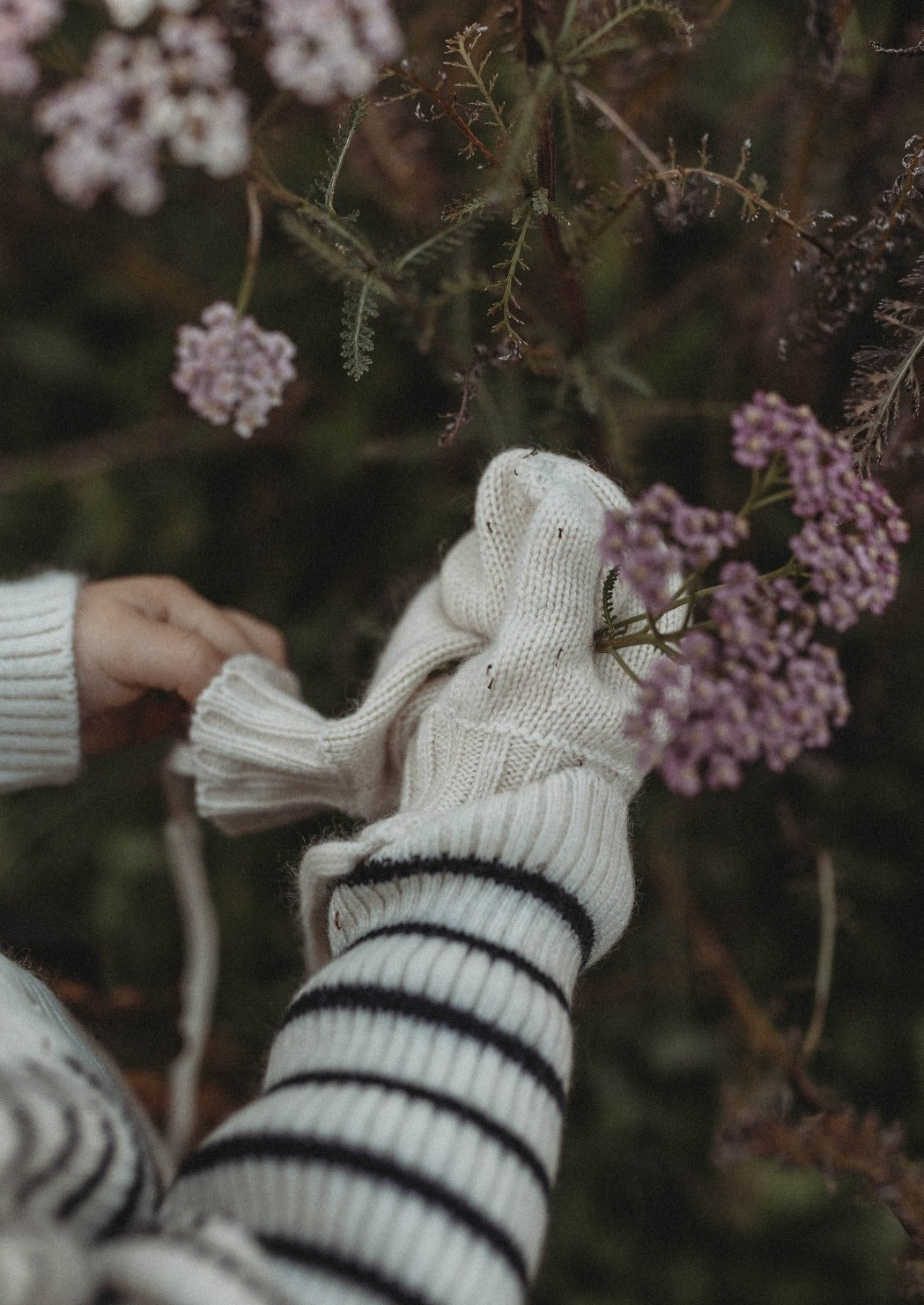 La Petit Lapin Cashmere & Merino Wool Gloves | Pure Beige | Playroom Avenue