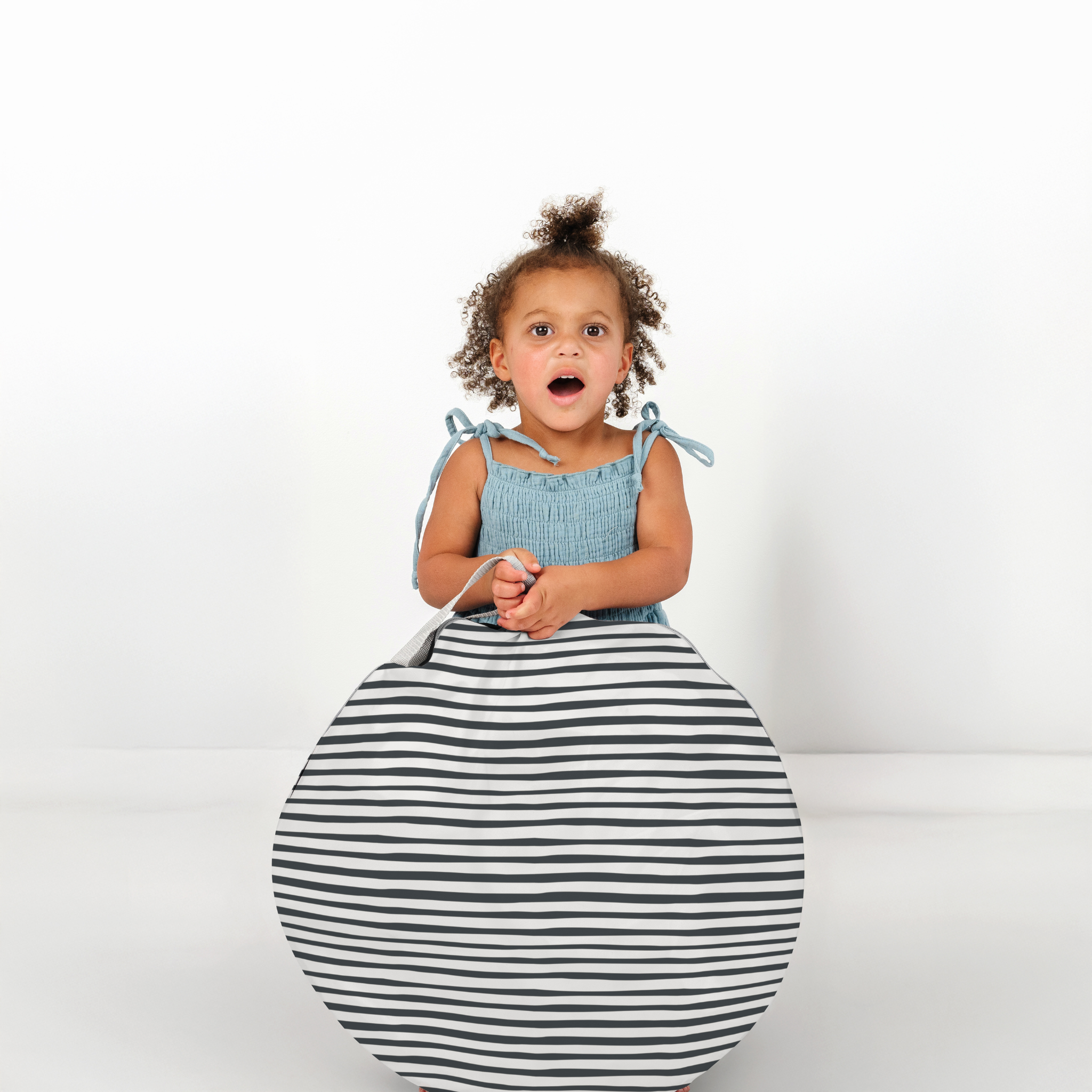 Toki Kids Bold Stripe Play Tent - Playroom Avenue