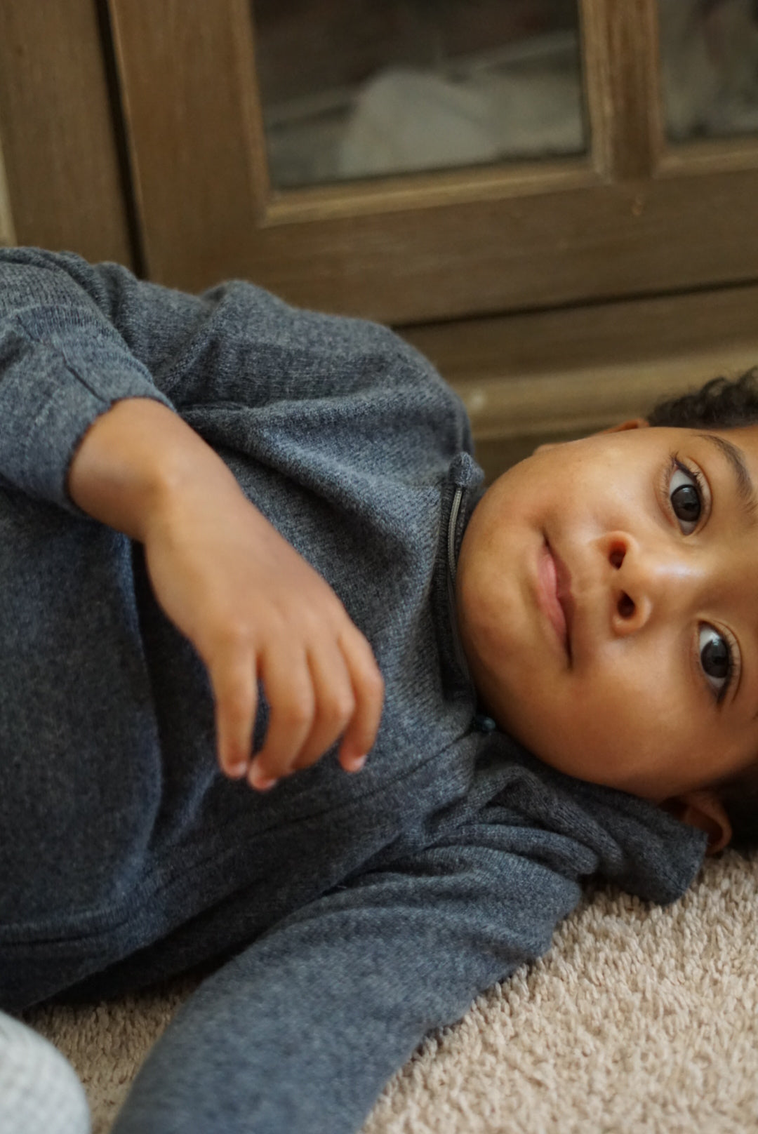 La Petit Lapin Cashmere & Merino Wool Zip Knit Cardigan | Dark Gray Melange | Playroom Avenue