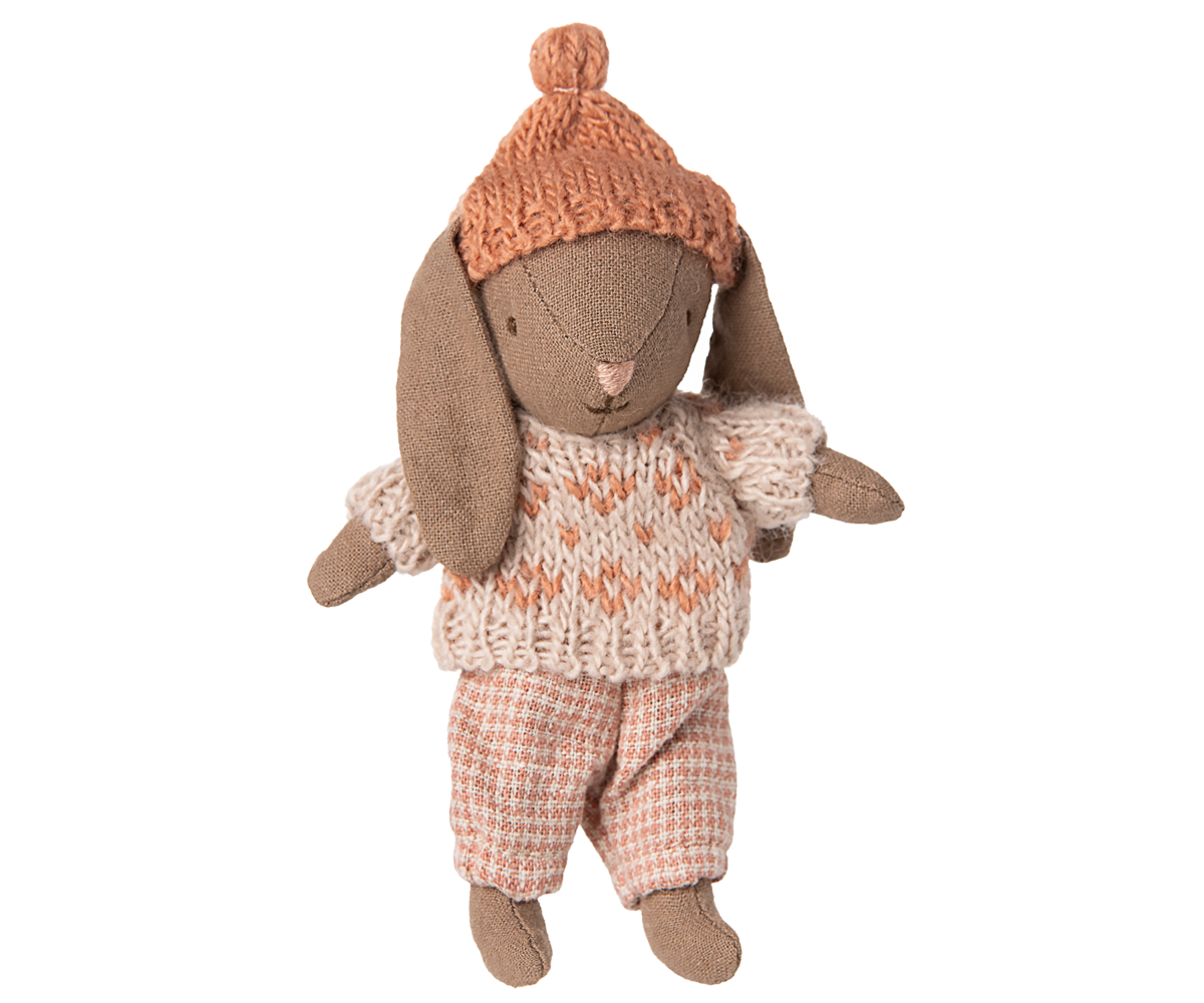 Maileg Winter bunny, Micro - Brown - Rose | Playroom Avenue