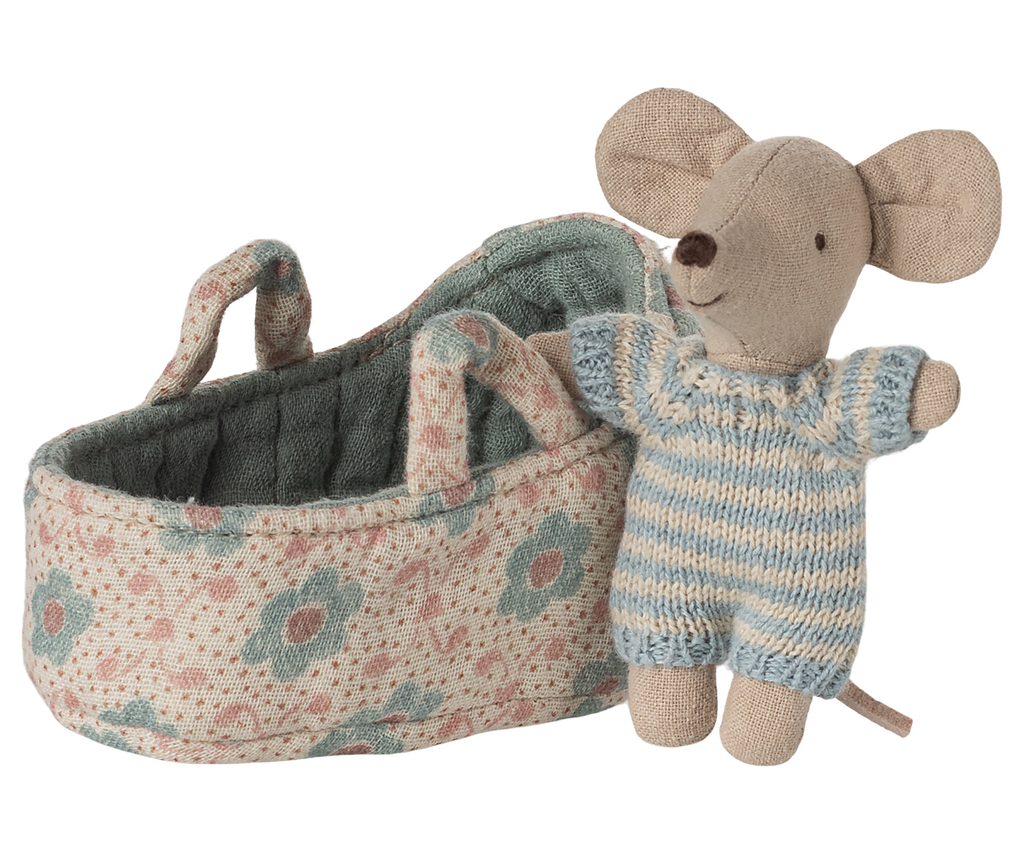 Maileg Baby mouse in carry cot - Blue | Playroom Avenue
