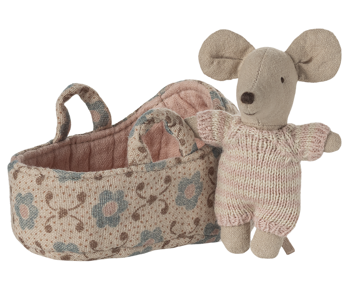 Maileg Baby mouse in carry cot - Rose | Playroom Avenue