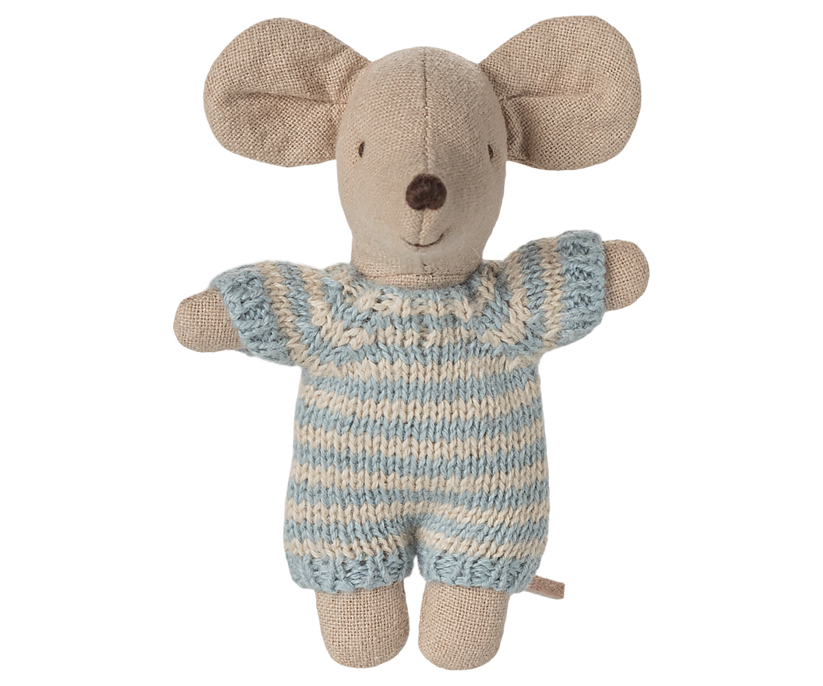 Maileg Baby mouse in carry cot - Blue | Playroom Avenue