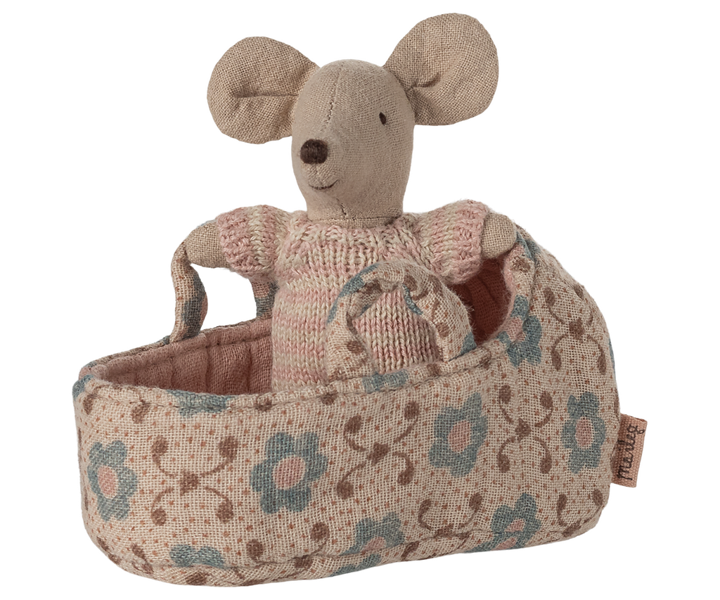 Maileg Baby mouse in carry cot - Rose | Playroom Avenue