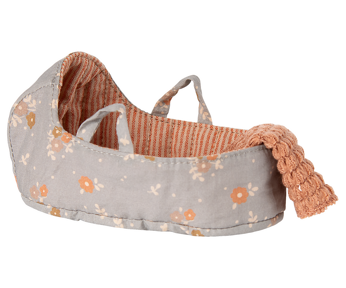 Maileg Carry cot, Micro | Playroom Avenue