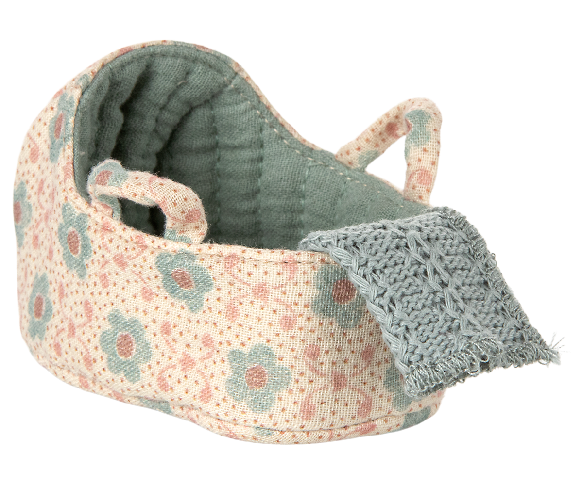 Maileg Carry cot, Baby mouse - Blue | Playroom Avenue