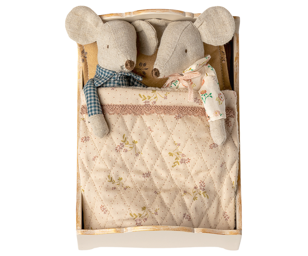 Maileg Bed, Mouse - Off white | Playroom Avenue