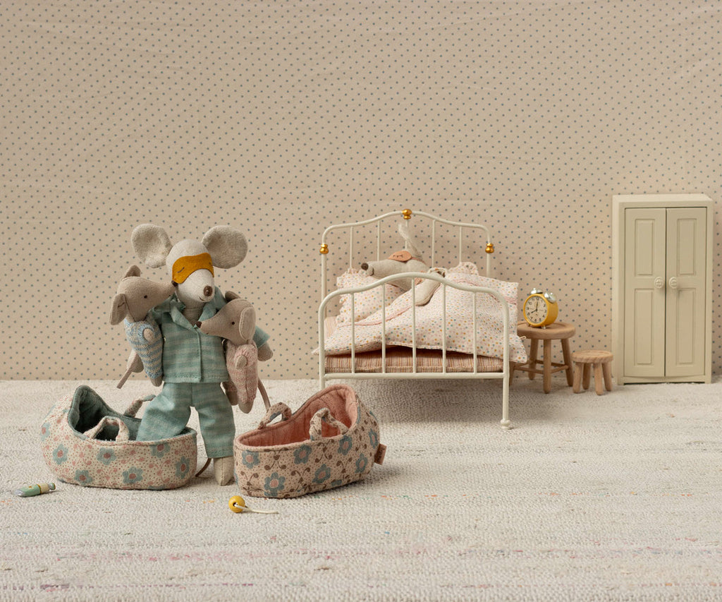 Maileg Baby mouse in carry cot - Blue | Playroom Avenue
