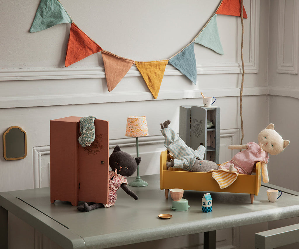 Maileg Closet, Miniature - Dusty Rose | Playroom Avenue