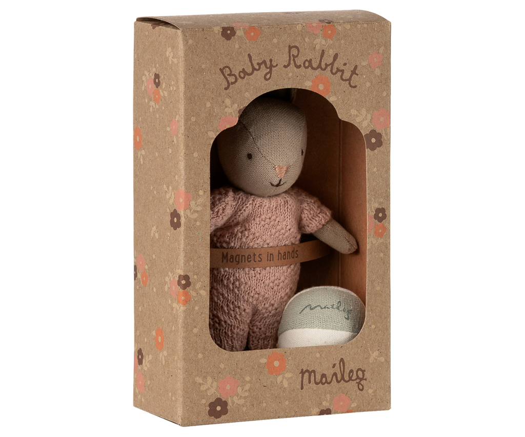 Maileg Rabbit set, Micro - Sand - Rose | Playroom Avenue