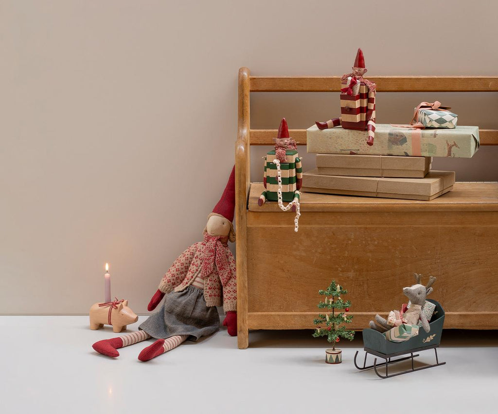 Maileg Elf with drawer - Green | Playroom Avenue