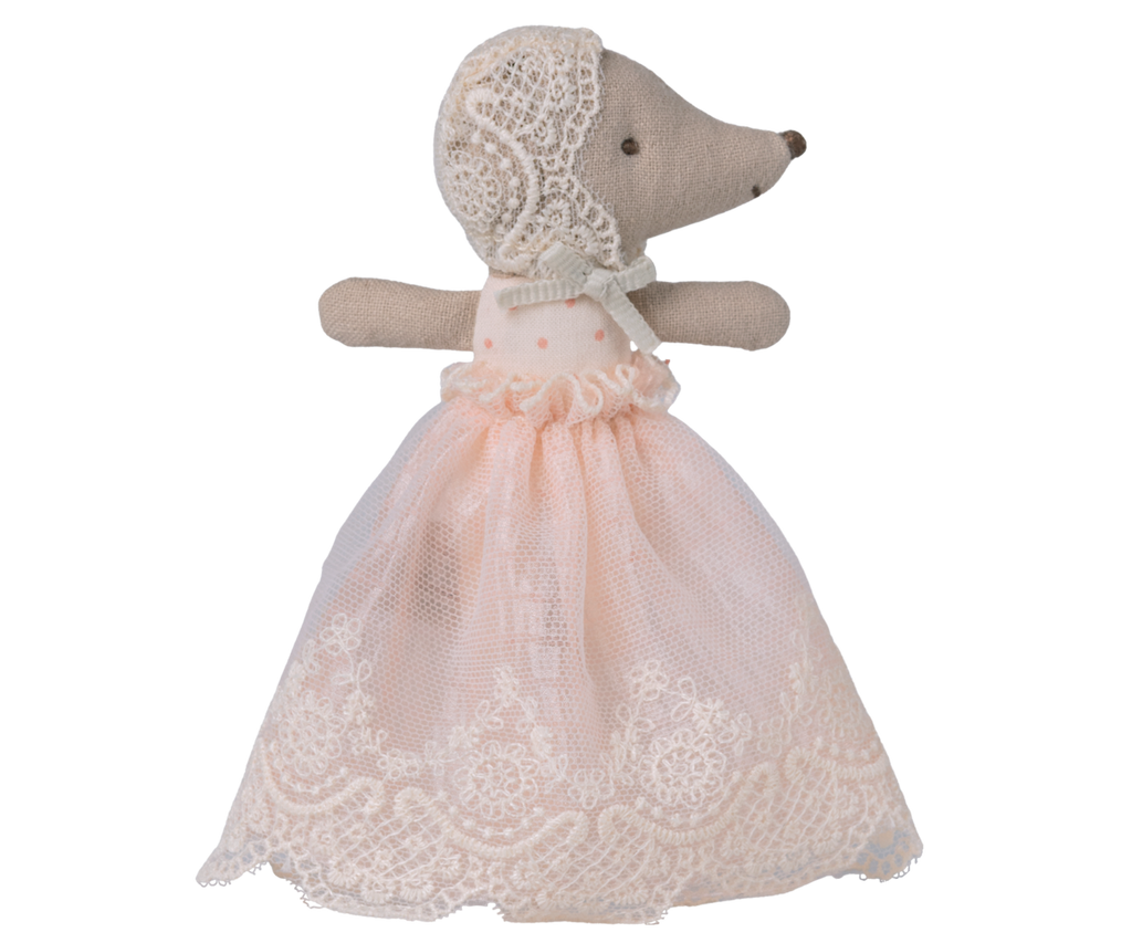 Baby mouse in gown - Powder | Playroom Avenue