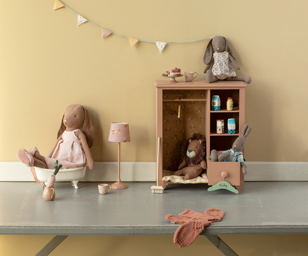 Maileg Bunny, Size 3 - Chocolate brown - Dress and shoes | Playroom Avenue