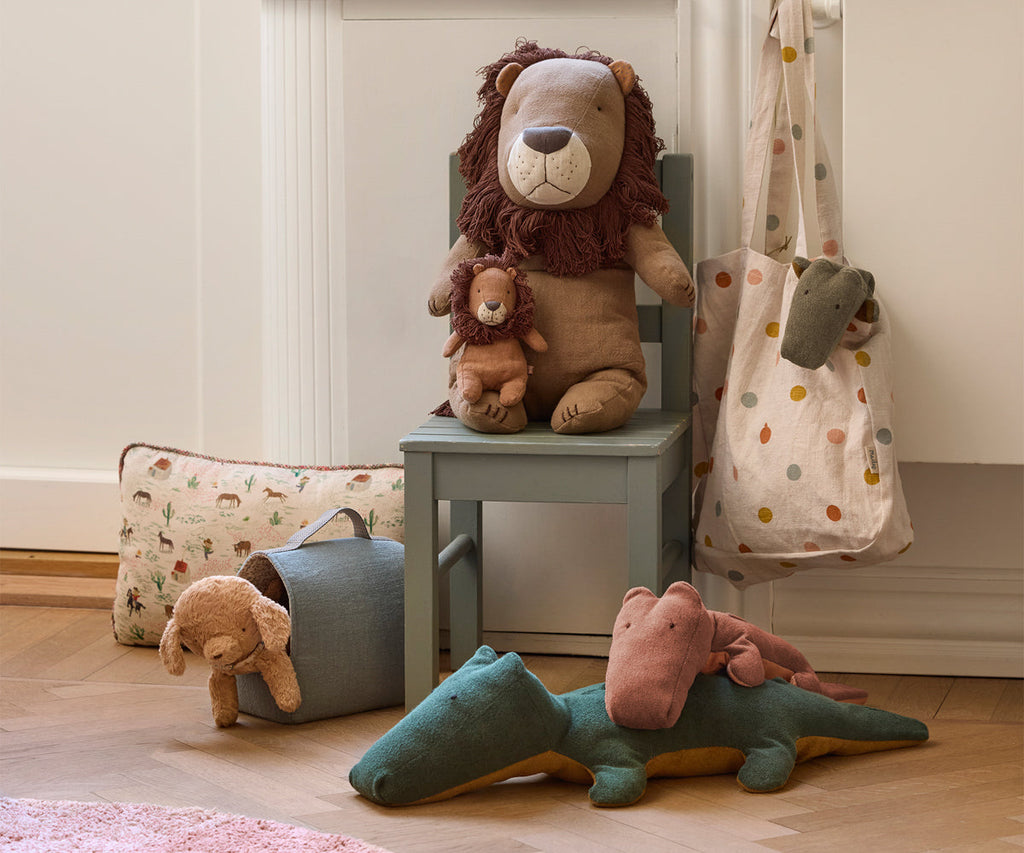 Safari friends, Crocodile, Small - Olive green | Playroom Avenue
