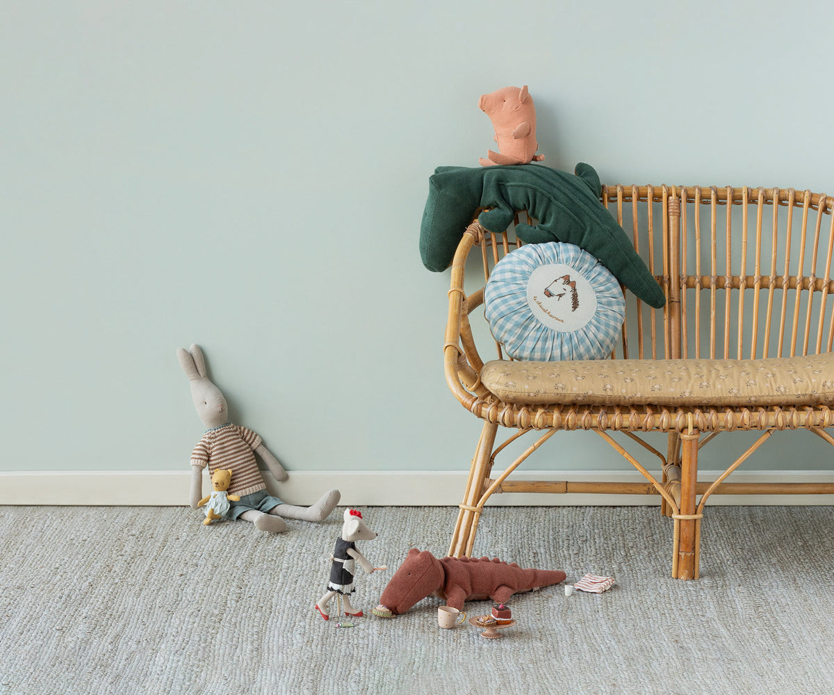 Safari friends, Crocodile, Small - Vintage rose | Playroom Avenue