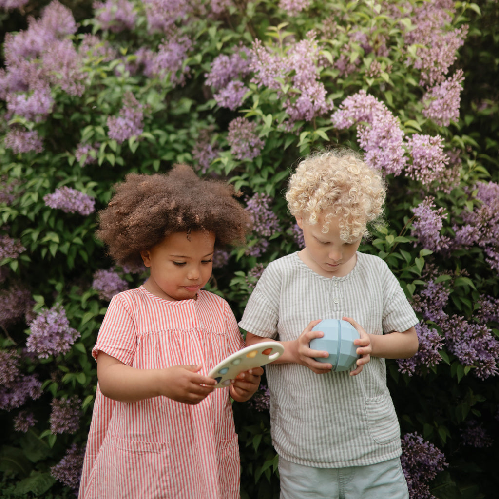 Mushie Paint Palette Press Toy | Playroom Avenue