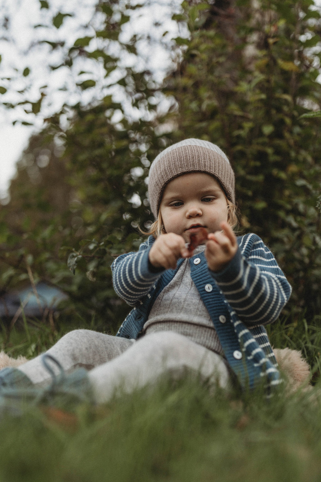 La Petit Lapin Cashmere Cardigan | Navy/Creme | Playroom Avenue