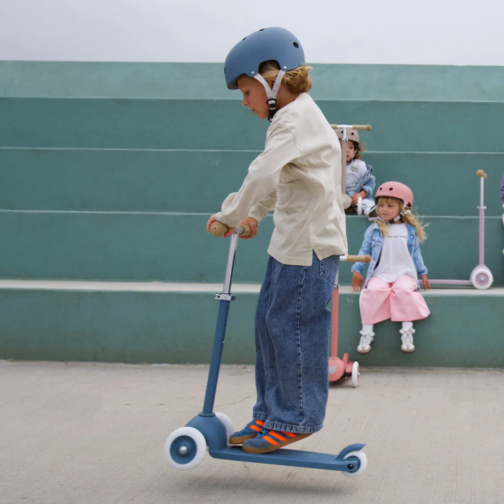 Banwood ECO Helmet | Playroom Avenue