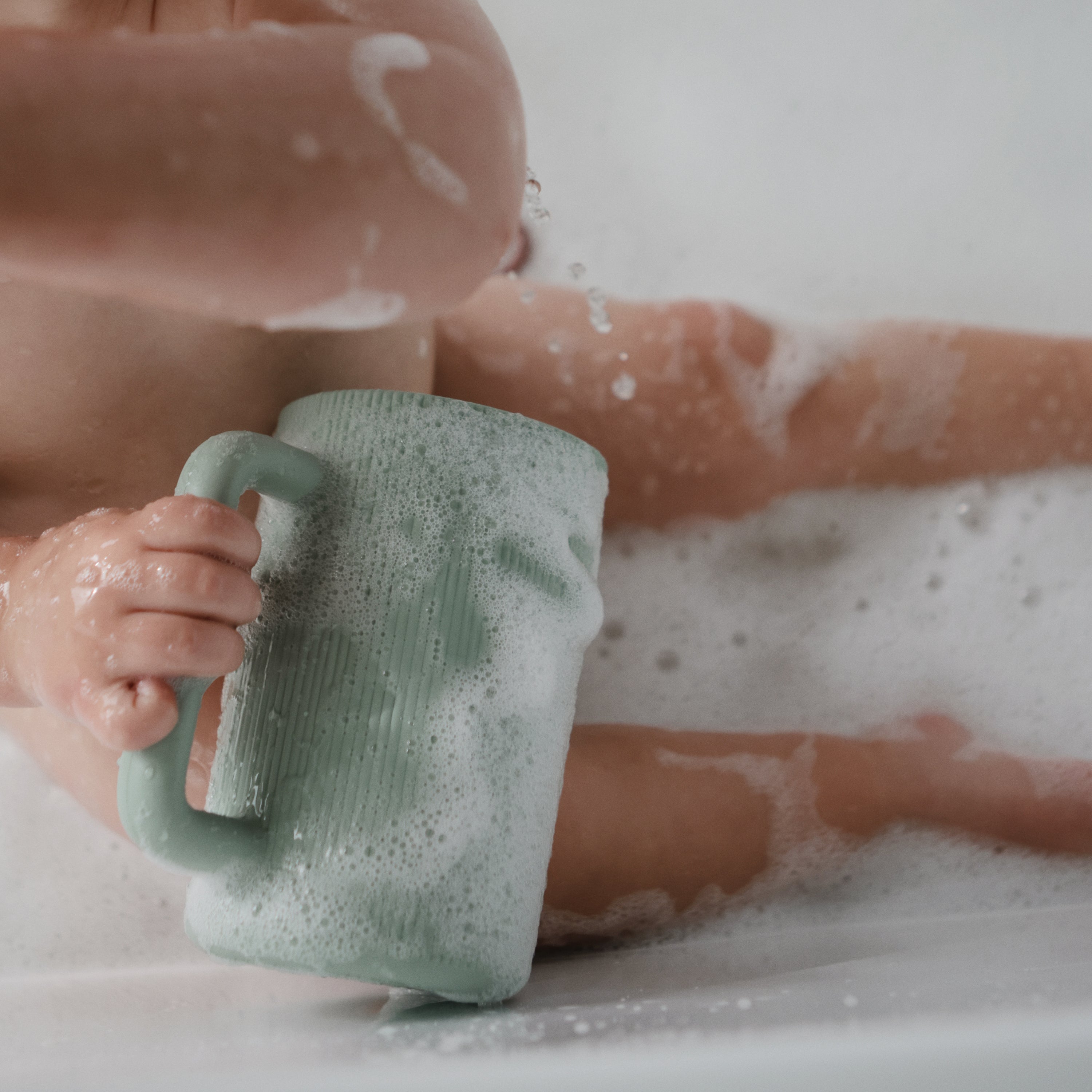Mushie Bath Rinse Cup | Playroom Avenue