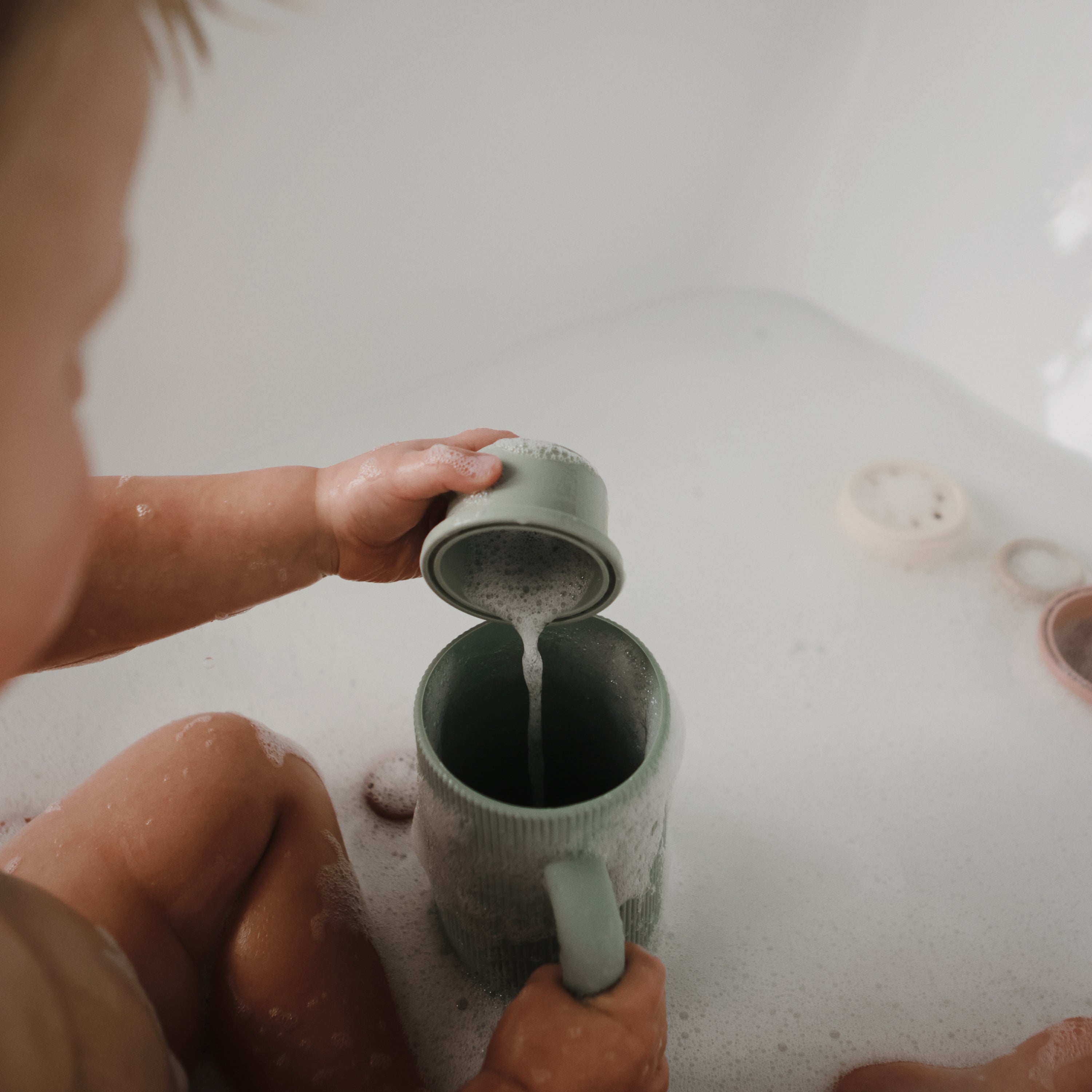 Mushie Bath Rinse Cup | Playroom Avenue