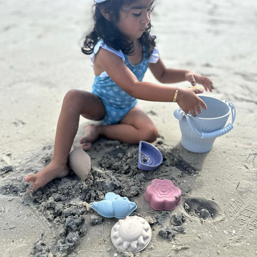 Calla and Friends Allison Silicone Beach Toy Set | Playroom Avenue