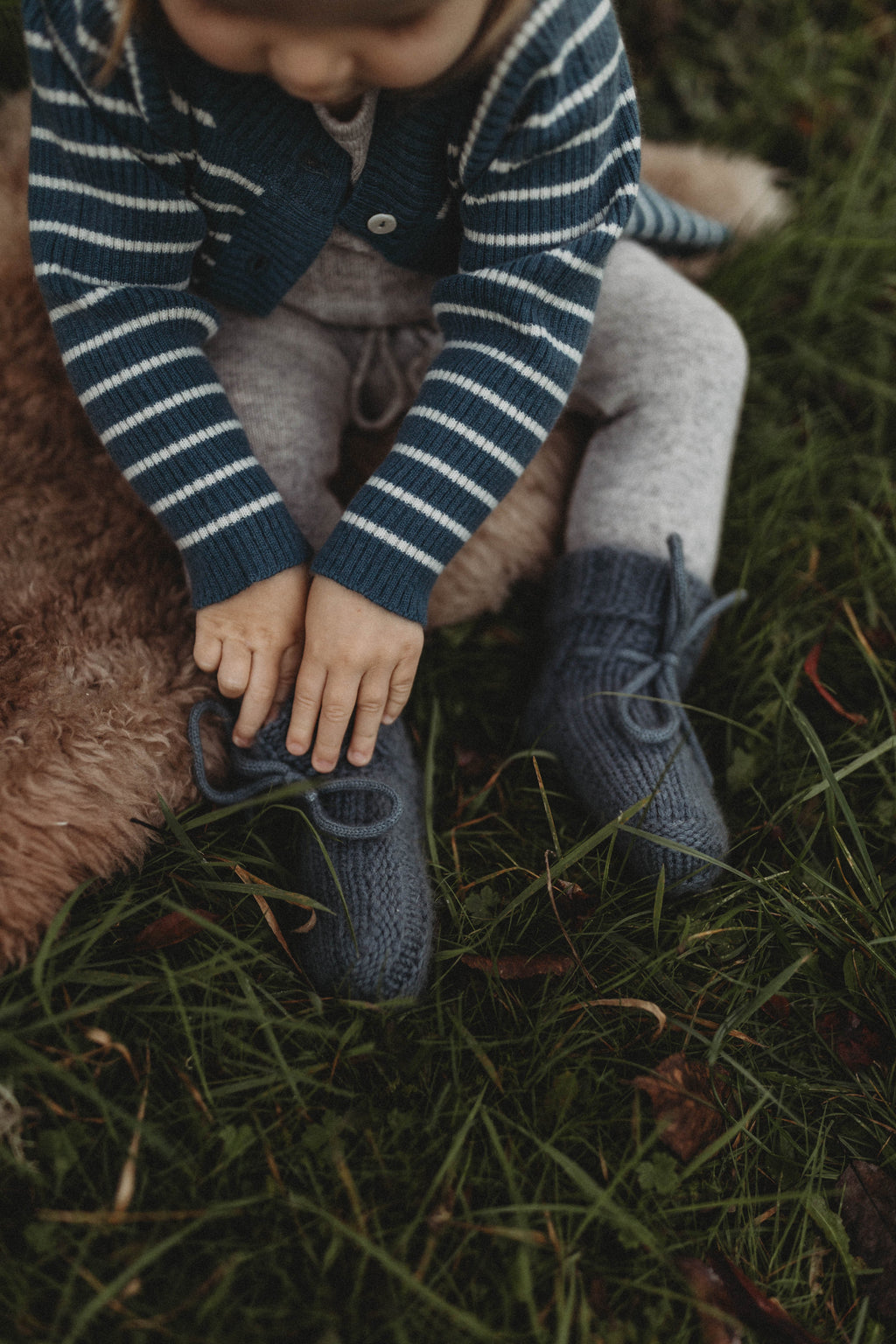 La Petit Lapin Cashmere Cardigan | Navy/Creme | Playroom Avenue