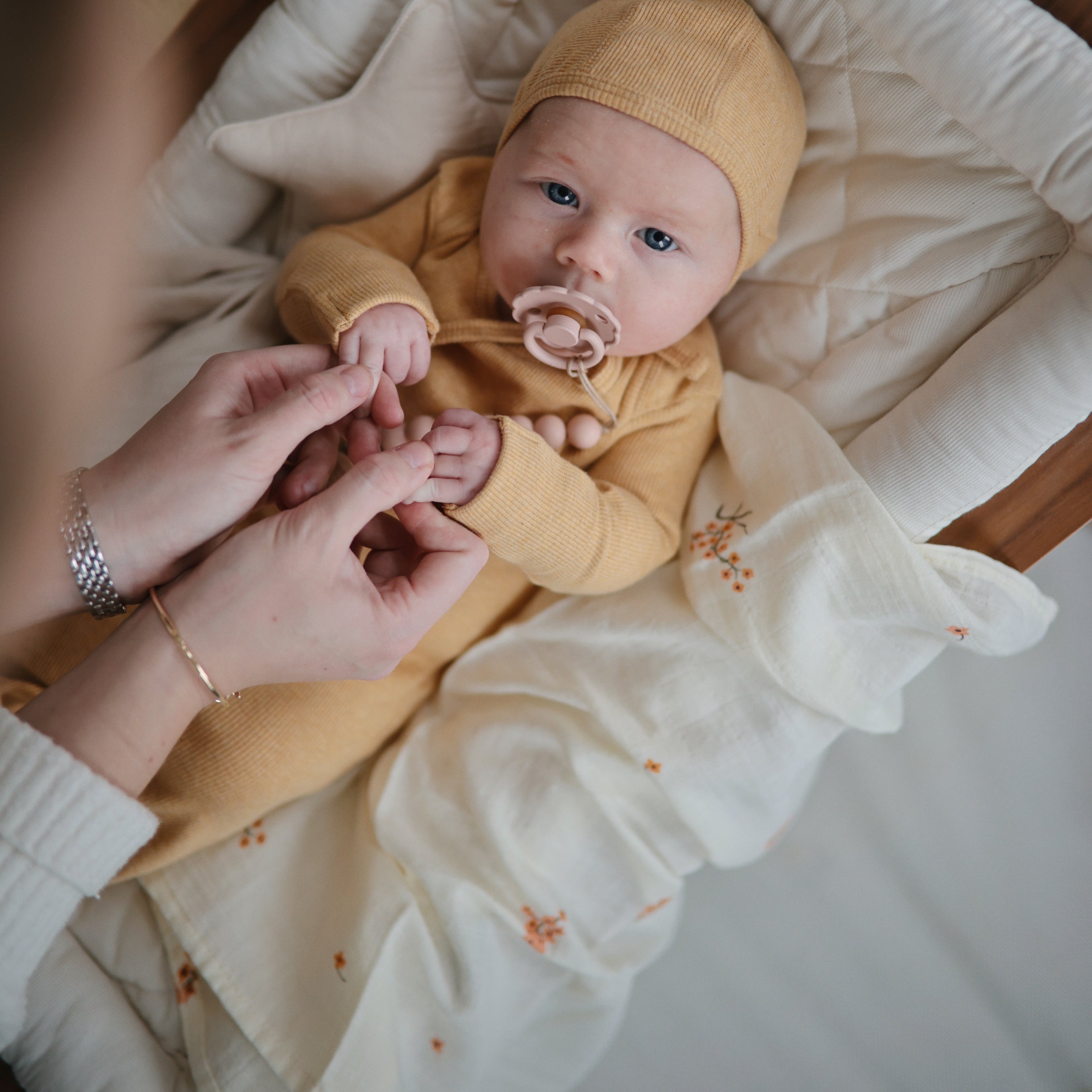 Mushie Organic Cotton Muslin Cloths 3-Pack | Playroom Avenue